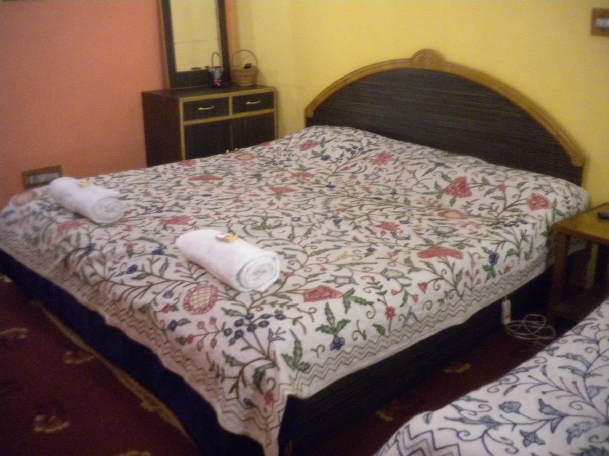 Blooming Dale Hotel Srīnagar المظهر الخارجي الصورة